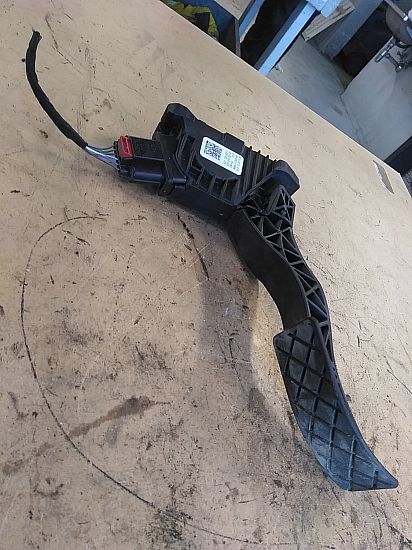 Accelerator switch VW GOLF VII (5G1, BQ1, BE1, BE2)
