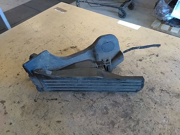 Gasspedal bryter VW TOURAN (1T3)