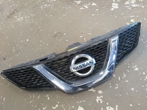 Grill / gitter NISSAN QASHQAI II SUV (J11, J11_)