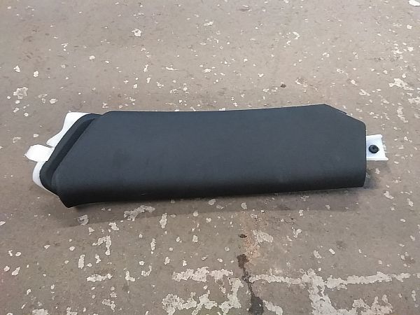 C pillar trim