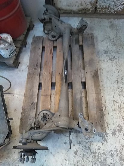 Beam axle