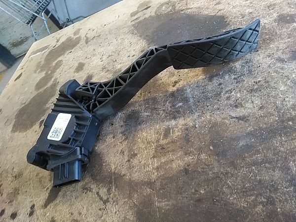 Gasspedal bryter VW TOURAN (5T1)