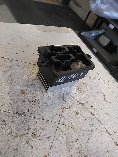 Heater blower resistor TOYOTA PROACE Van (MDZ_)