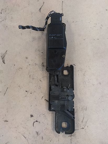 Moteur d’ouverture de coffre