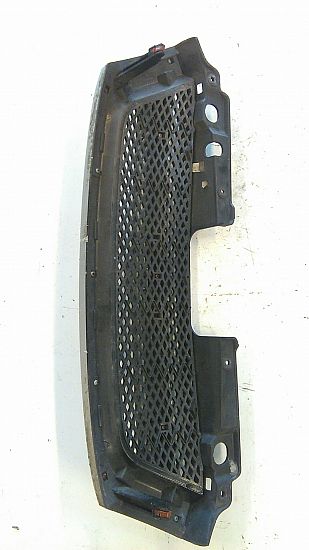 Grill / gitter CHEVROLET TACUMA MPV (U100)