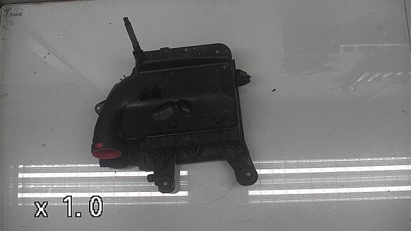 Filtr powietrza PEUGEOT 206+ (2L_, 2M_)