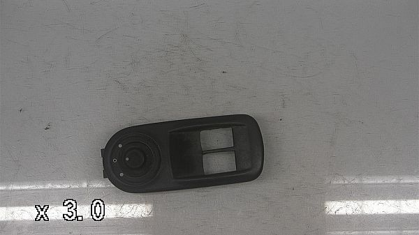 Wing mirror - switch NISSAN PRIMASTAR Box (X83)