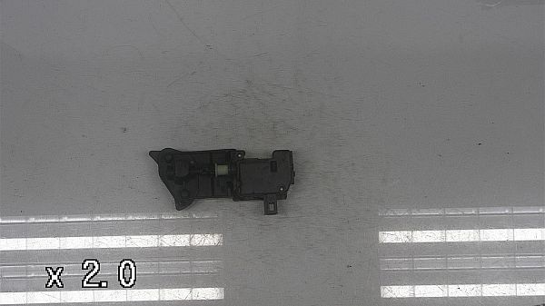 Zentralverriegelung VOLVO V50 (545)