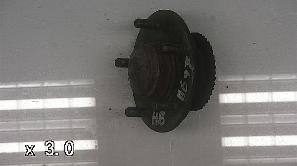 Hinternabe NISSAN