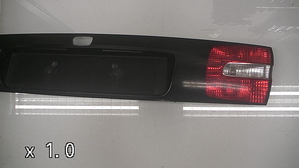 Rear panel w - lights VOLVO V40 Estate (645)