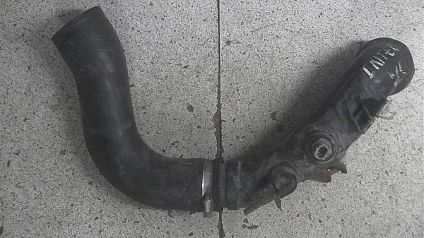 Turbo / intercoolerslang TOYOTA RAV 4 III (_A3_)