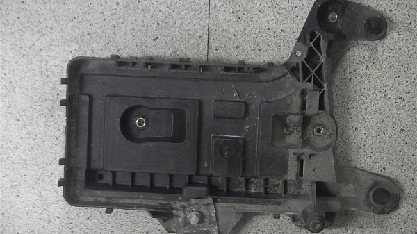 Battery casing SEAT ALTEA (5P1)