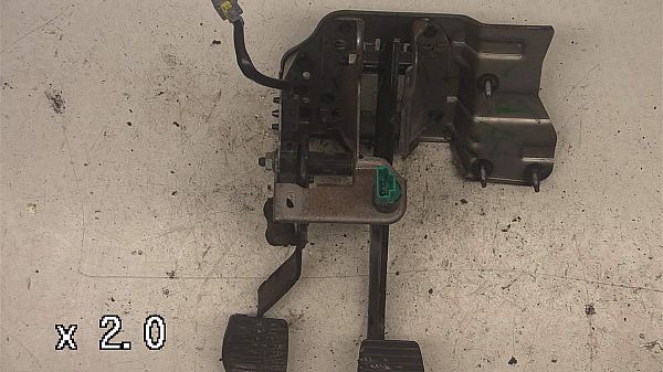 Pedalophæng komplet PEUGEOT 207 (WA_, WC_)