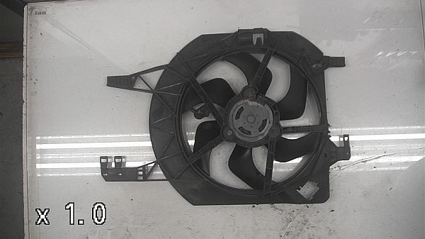 Radiator fan electrical OPEL VIVARO A Box (X83)