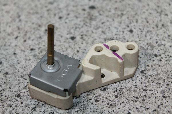 Amaturenbeleuchtungsschalter MERCEDES-BENZ 190 (W201)