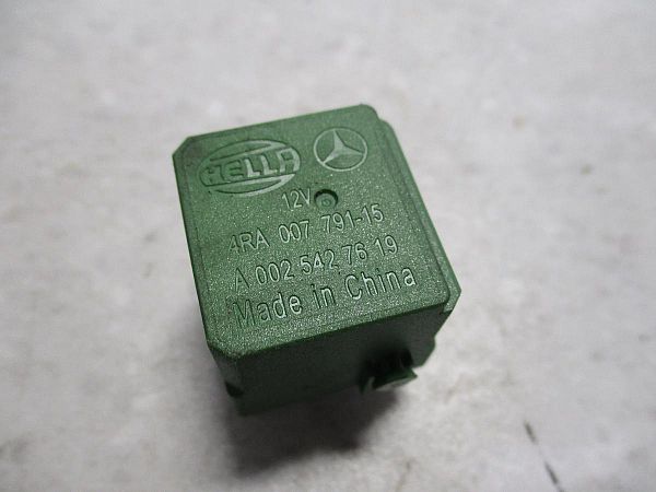 Diverse Relais MERCEDES-BENZ M-CLASS (W164)
