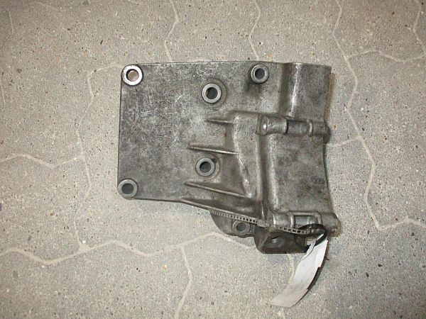 Servopumpenhalter MERCEDES-BENZ
