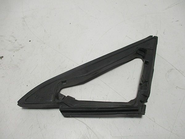 Lautsprecher MERCEDES-BENZ A-CLASS (W176)