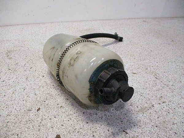 Niveaubehälter MERCEDES-BENZ 190 (W201)