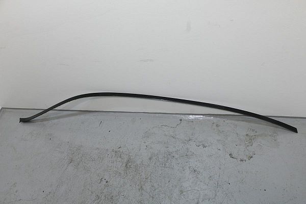 Dachleiste MERCEDES-BENZ C-CLASS (W205)