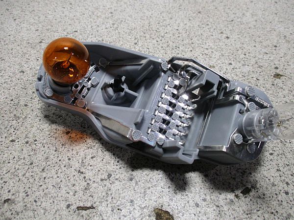 Plantine-lampe MERCEDES-BENZ C-CLASS (W205)