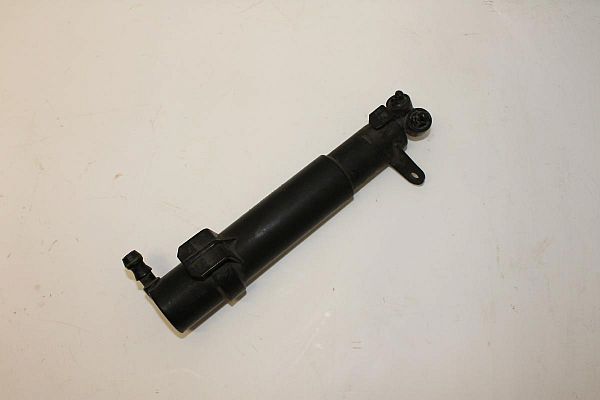 Headlight washer spray nozzle