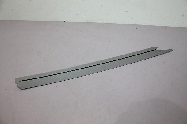 Säulenverkleidung MERCEDES-BENZ E-CLASS (W212)