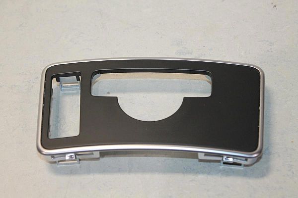 Getriebe Abdeckplatte MERCEDES-BENZ CLS (C218)