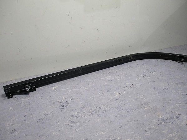 Schiebetürschiene MERCEDES-BENZ VITO Van (W447)