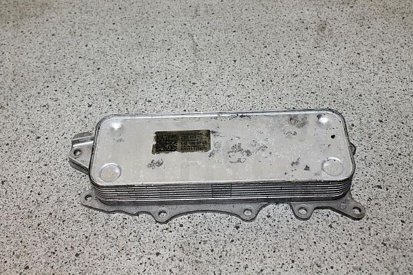 Engine oil radiator