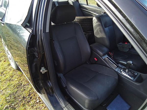 Front seats - 4 doors CHEVROLET EPICA (KL1_)