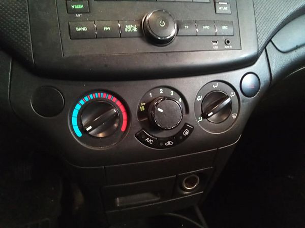 Varmeapparat panel(regulering) CHEVROLET AVEO / KALOS Hatchback (T250, T255)