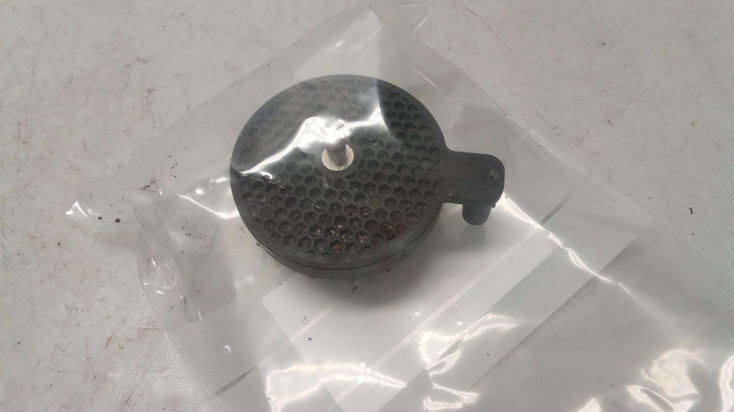 4H0-907-601-D: Sensors - various, Speakers, Antennae booster