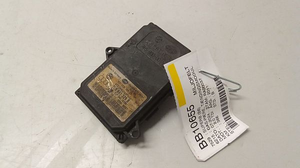 Xenon / LED relay SKODA SUPERB II Estate (3T5)