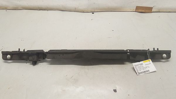 Voorfront TOYOTA AVENSIS Estate (_T27_)