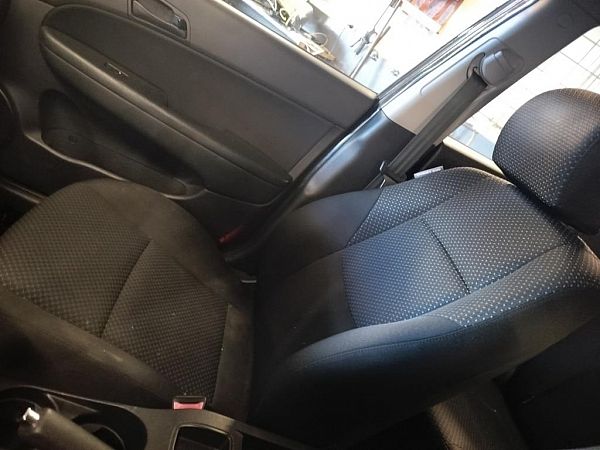 Forseter 4 dørs HYUNDAI i30 (FD)