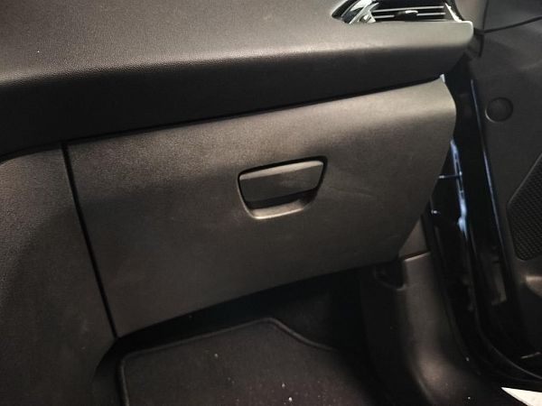 Handskerum PEUGEOT 208 I (CA_, CC_)