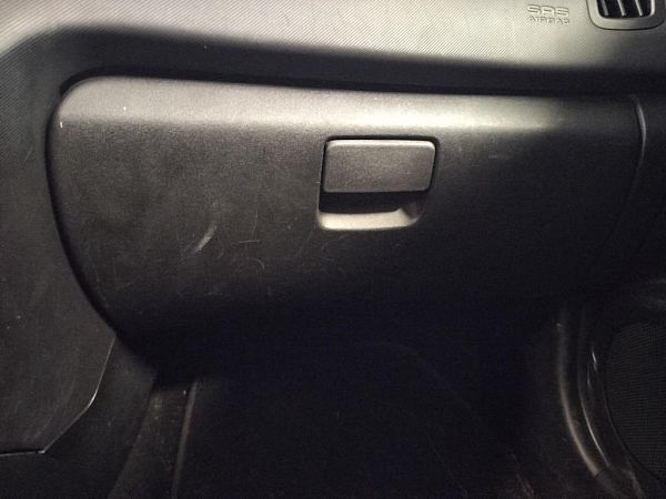 Handskerum KIA CEE'D SW (ED)