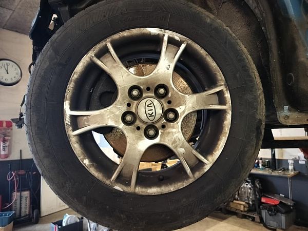 Fælge aluminium med dæk KIA VENGA (YN)