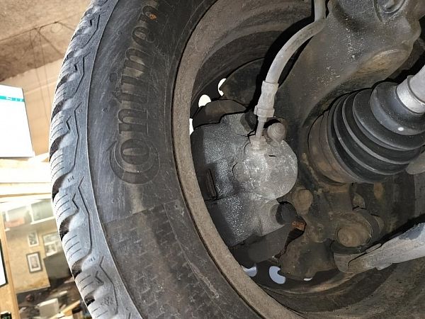 Bremssattel, innenbelüftet, vorne re. FORD FOCUS III