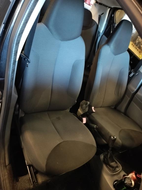 sièges avant 4 portes TOYOTA AYGO (_B1_)