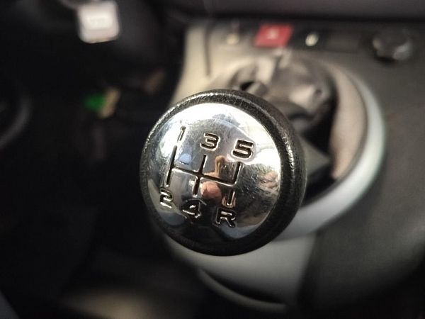 Gałka zmiany biegów CITROËN BERLINGO MULTISPACE (B9)