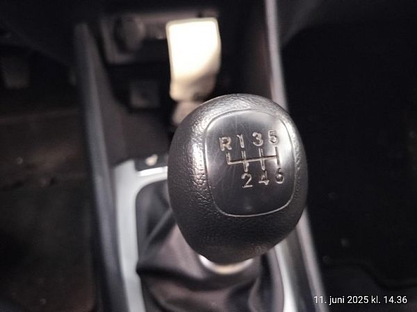 Gałka zmiany biegów KIA RIO III (UB)