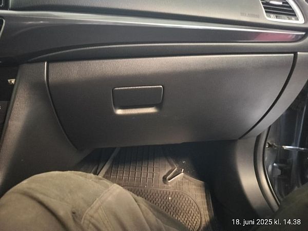 Handskerum MAZDA 6 Estate (GJ, GL)