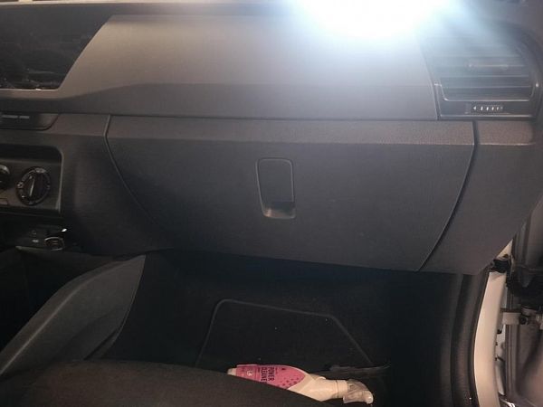 Handskerum SKODA FABIA III Estate (NJ5)