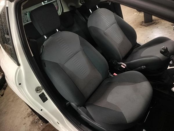 Vordersitze 2-türig FORD KA (RU8)