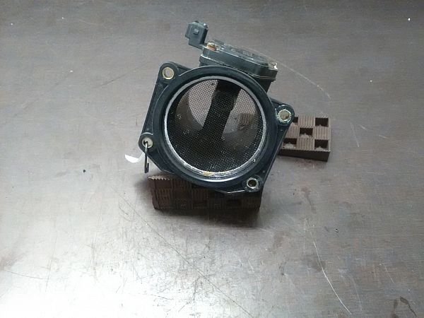 Débitmètre d'air VW PASSAT (3B2)