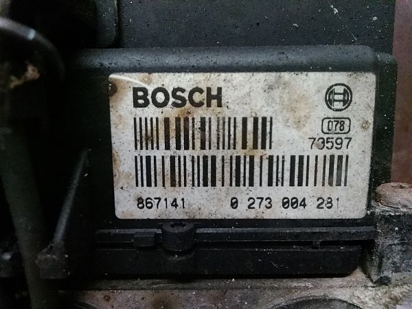 ABS pomp VW PASSAT (3B2)