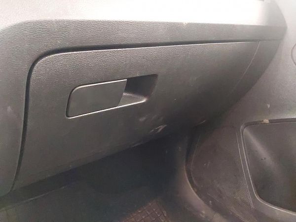 Handskerum SKODA RAPID (NH3)