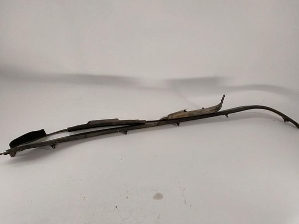 Door mouldings. rubber - 4 doors VW GOLF V (1K1)